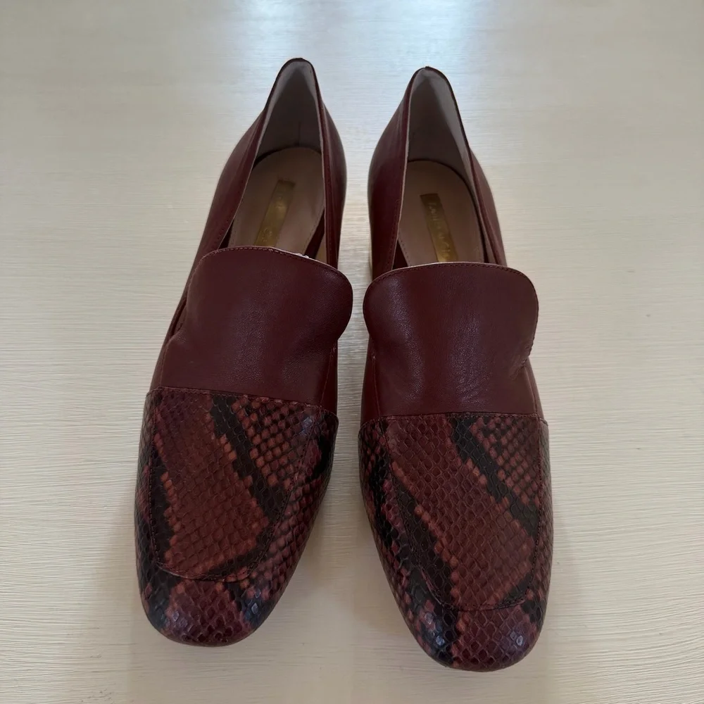 Louise et Cie Snakeskin Leather Block Heel Loafers Size 9 Burgundy Brown
